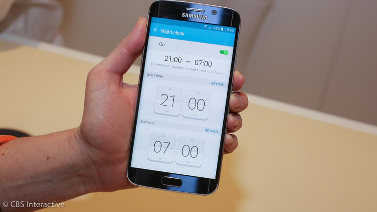 Come impostare la sveglia sul Samsung S6 e S6 Edge