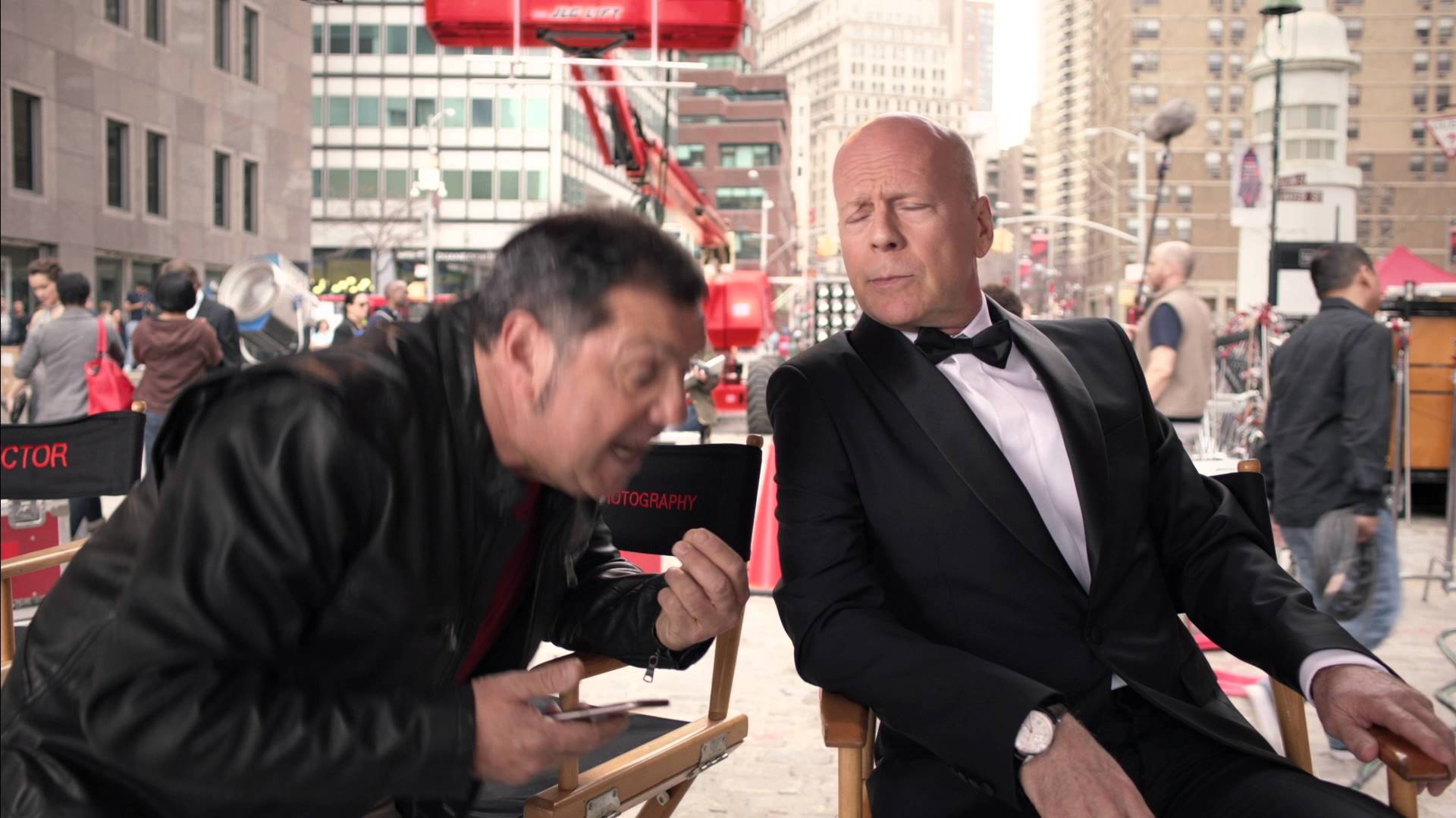 Canzone pubblicita Vodafone rete 4G con Bruce Willis 2016