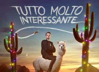 Fabio Rovazzi, Tutto molto interessante: testo, parole e video