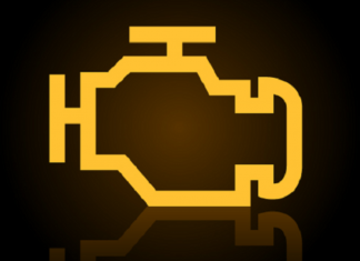 Cosa fare quando si accende la spia gialla del motore in avaria