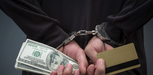 Che cos’è uno schema Ponzi e come evitare la truffa?